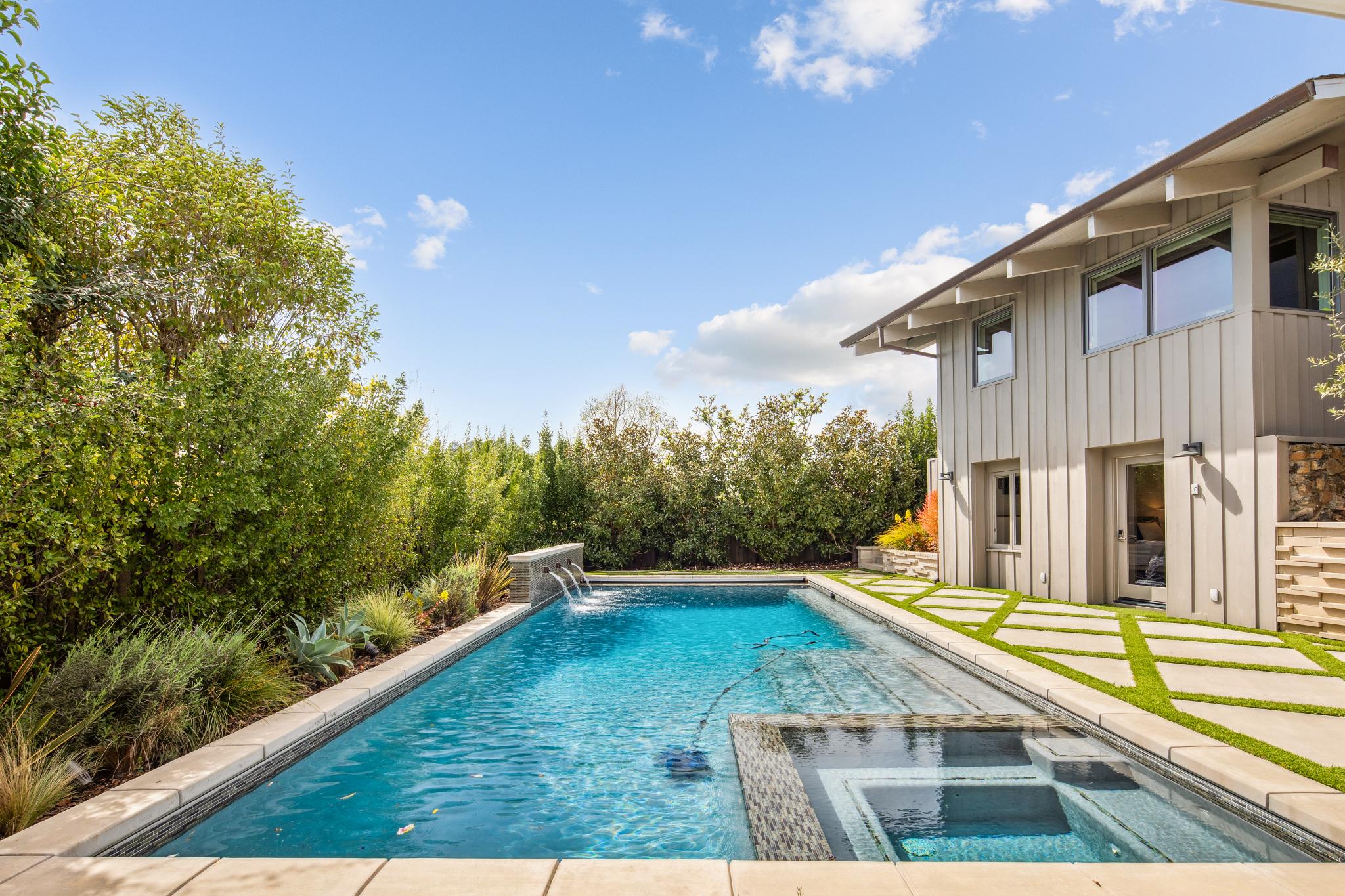 Contemporary home with pool
